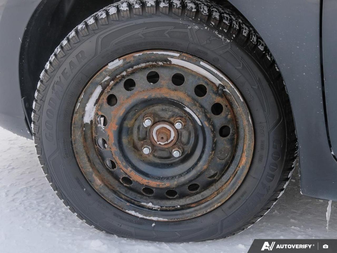 2017 Nissan Versa Note 5dr HB Man 1.6 S Photo