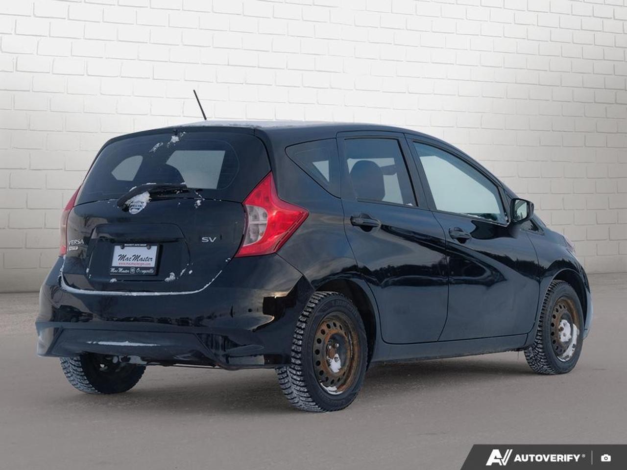 2017 Nissan Versa Note 5dr HB Man 1.6 S Photo4