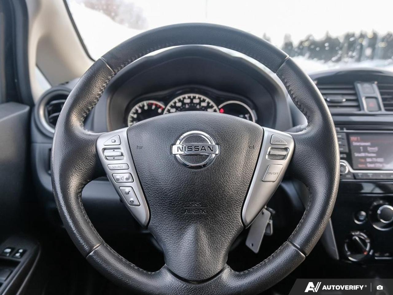 2017 Nissan Versa Note 5dr HB Man 1.6 S Photo
