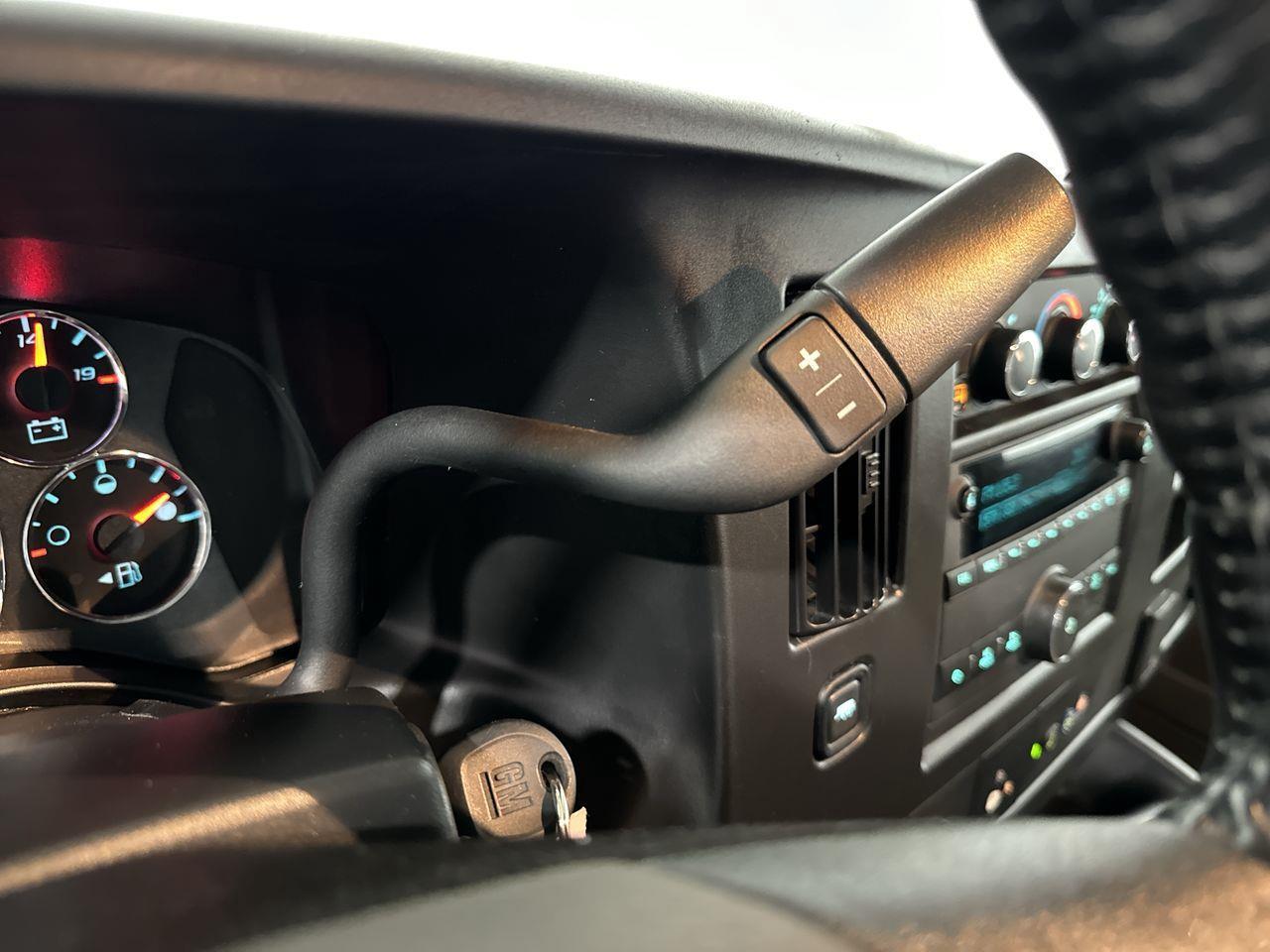 2023 GMC Savana 2500  Photo