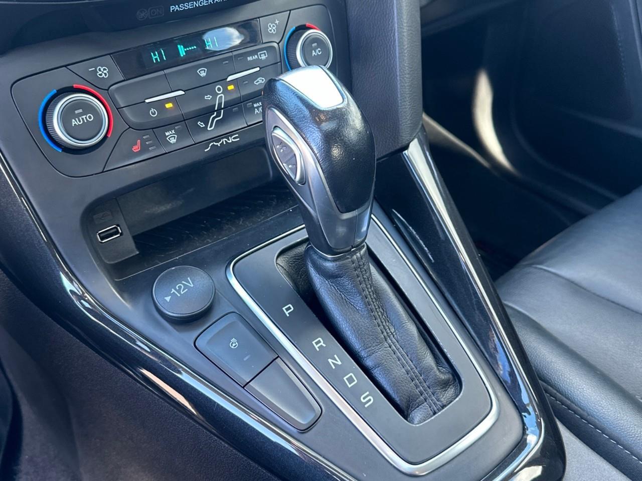 2018 Ford Focus Titanium 4dr Hatchback Photo