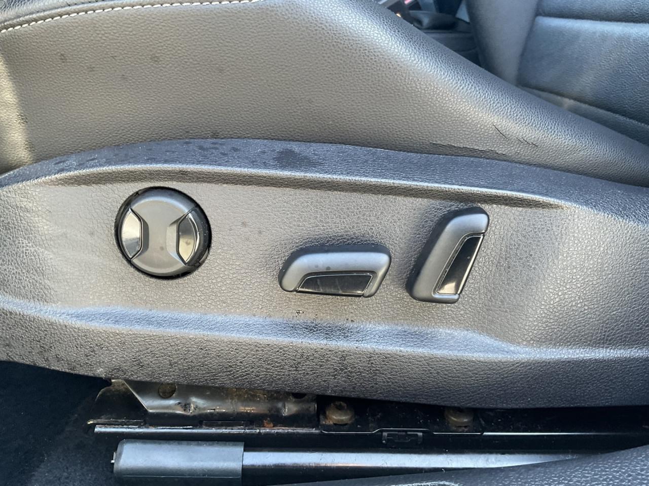 2017 Volkswagen Golf Alltrack TSI 6A AWD - LTHR! NAV! BACK-UP CAM! PAMO ROOF! Photo