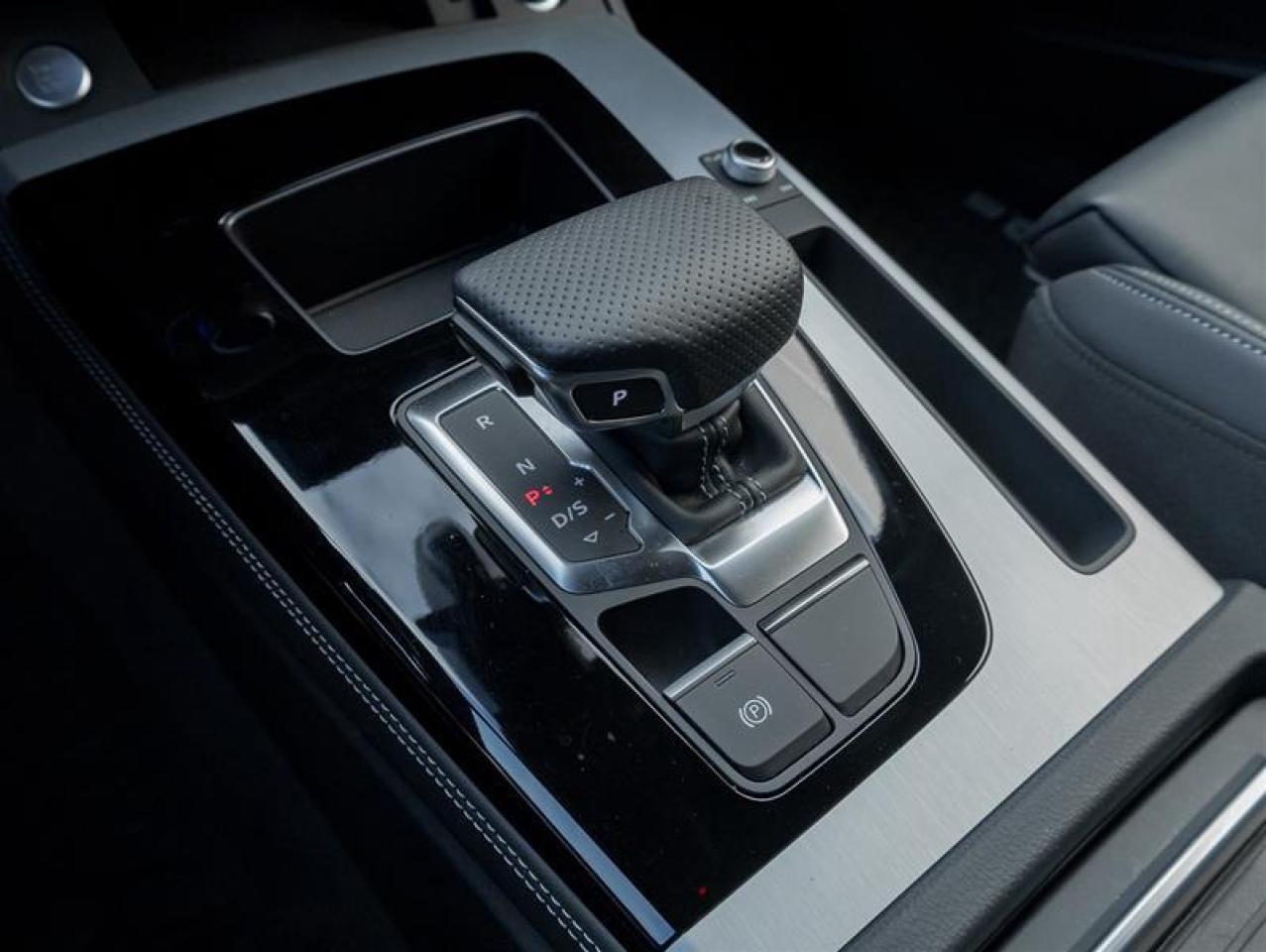 2025 Audi Q5 45 Technik 4dr All-Wheel Drive quattro Sport Utility Photo