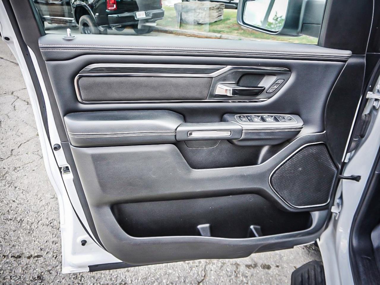 2023 RAM 1500  Photo