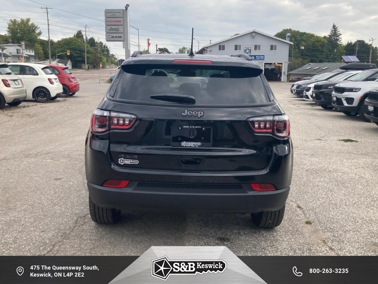 2025 Jeep Compass Altitude 4dr 4x4 Photo2