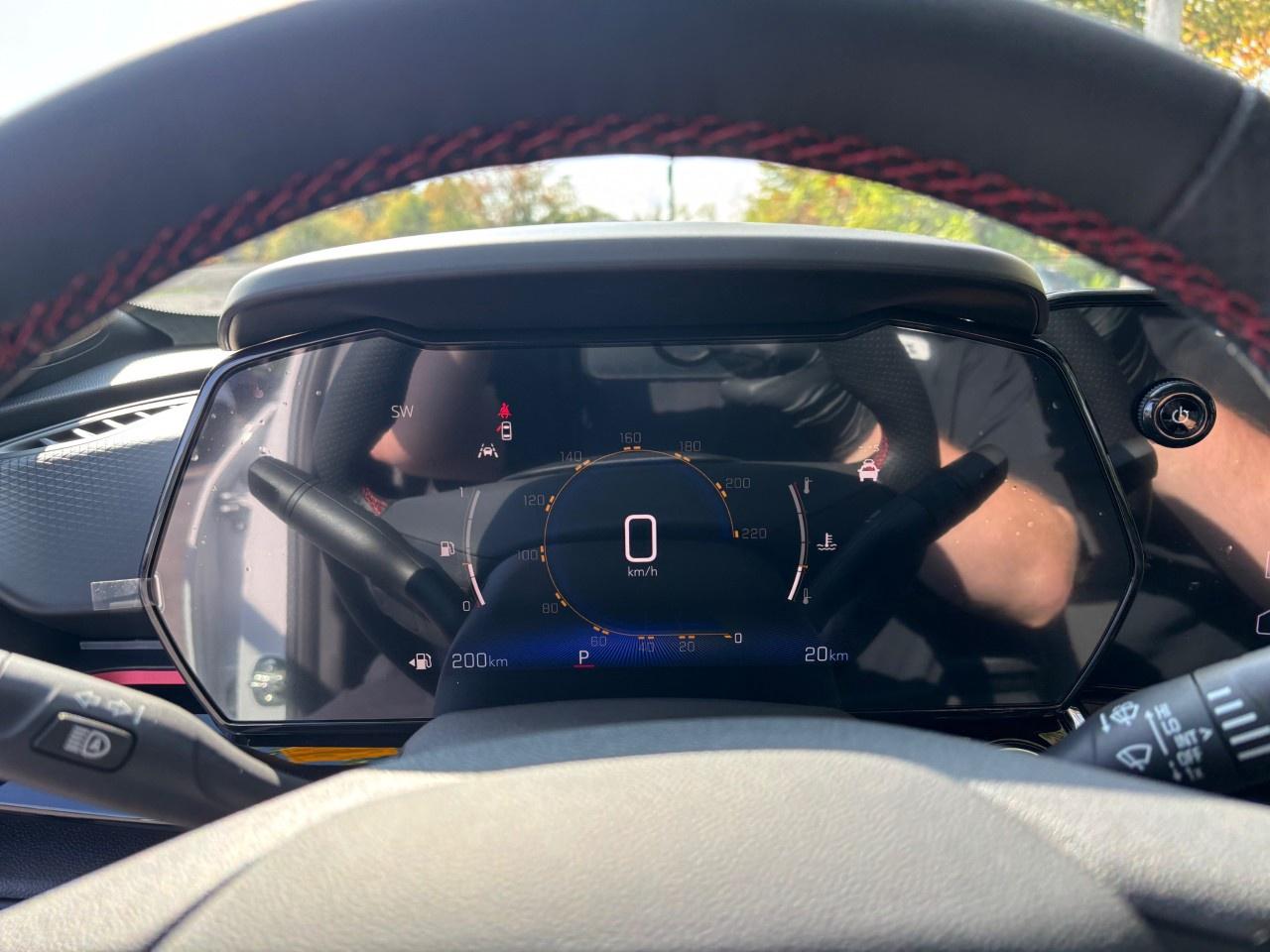 2025 Chevrolet Trax FWD 4dr 2RS Photo