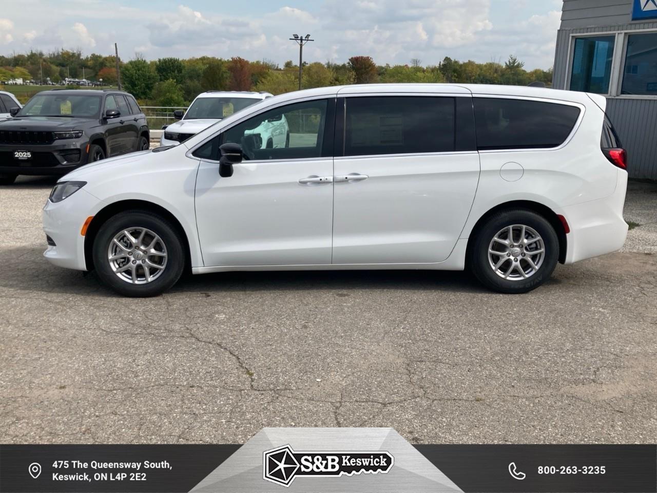 2026 Chrysler Grand Caravan SXT Front-Wheel Drive Passenger Van Photo