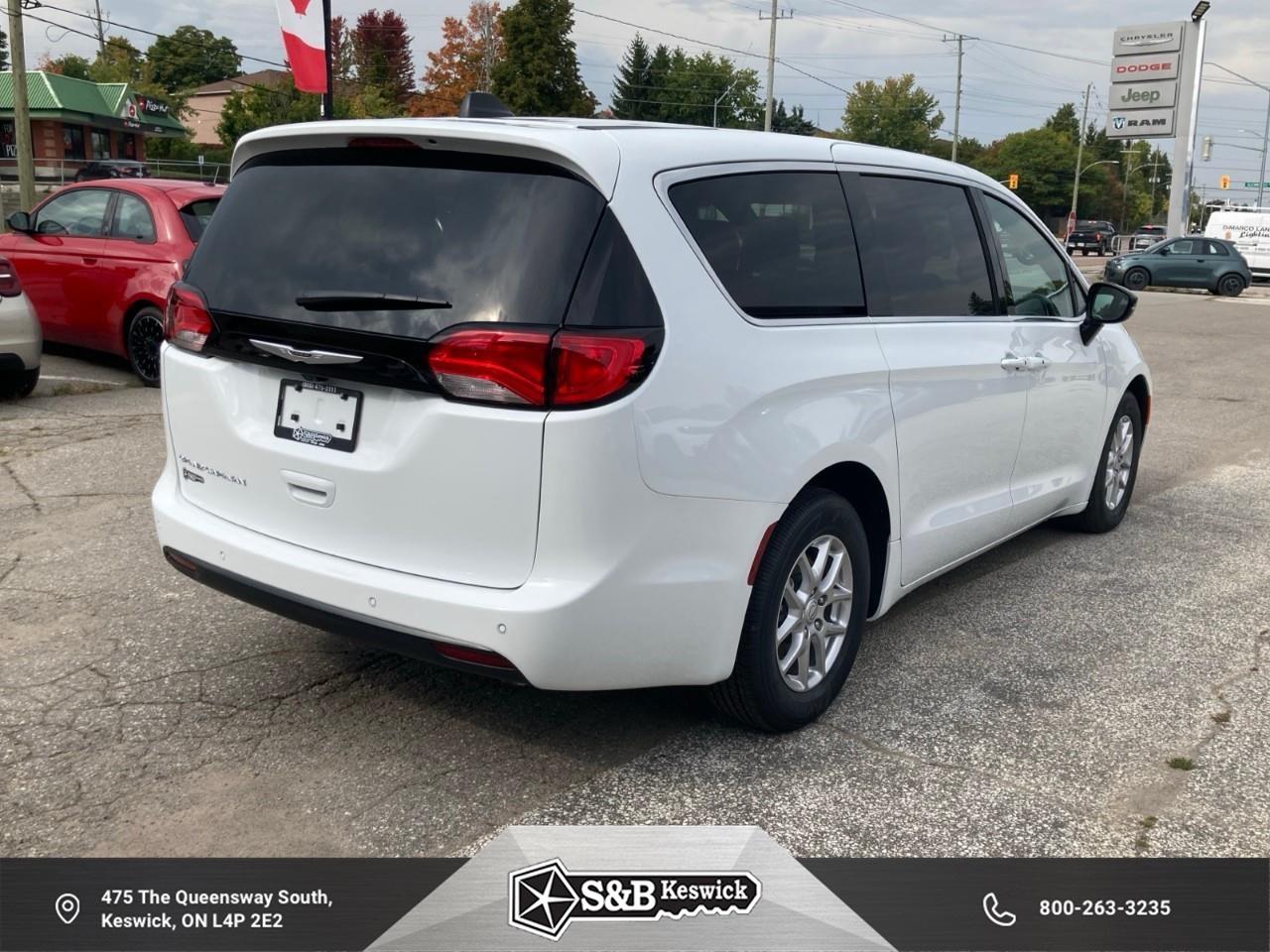 2026 Chrysler Grand Caravan SXT Front-Wheel Drive Passenger Van Photo