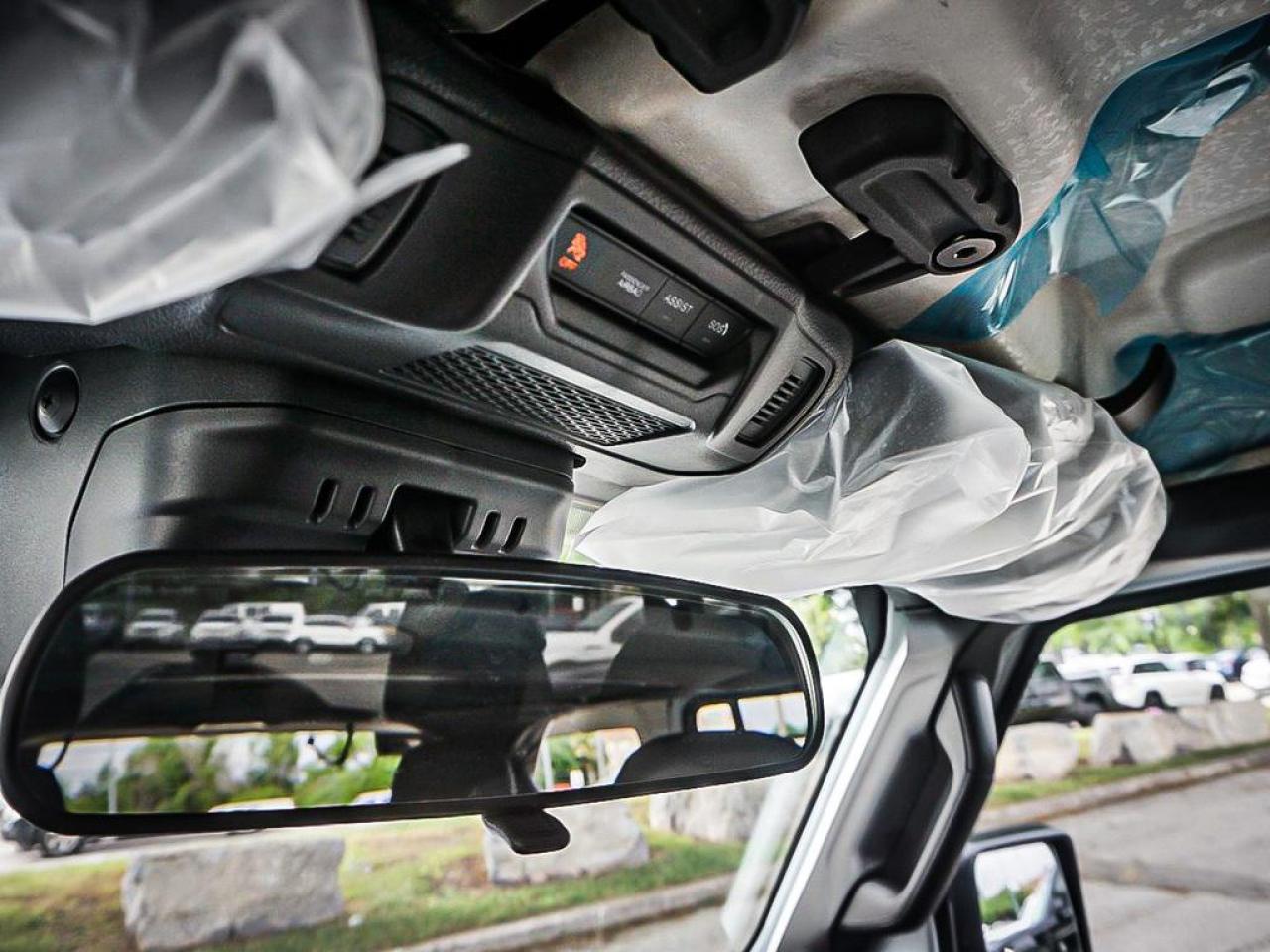 2025 Jeep Wrangler  Photo