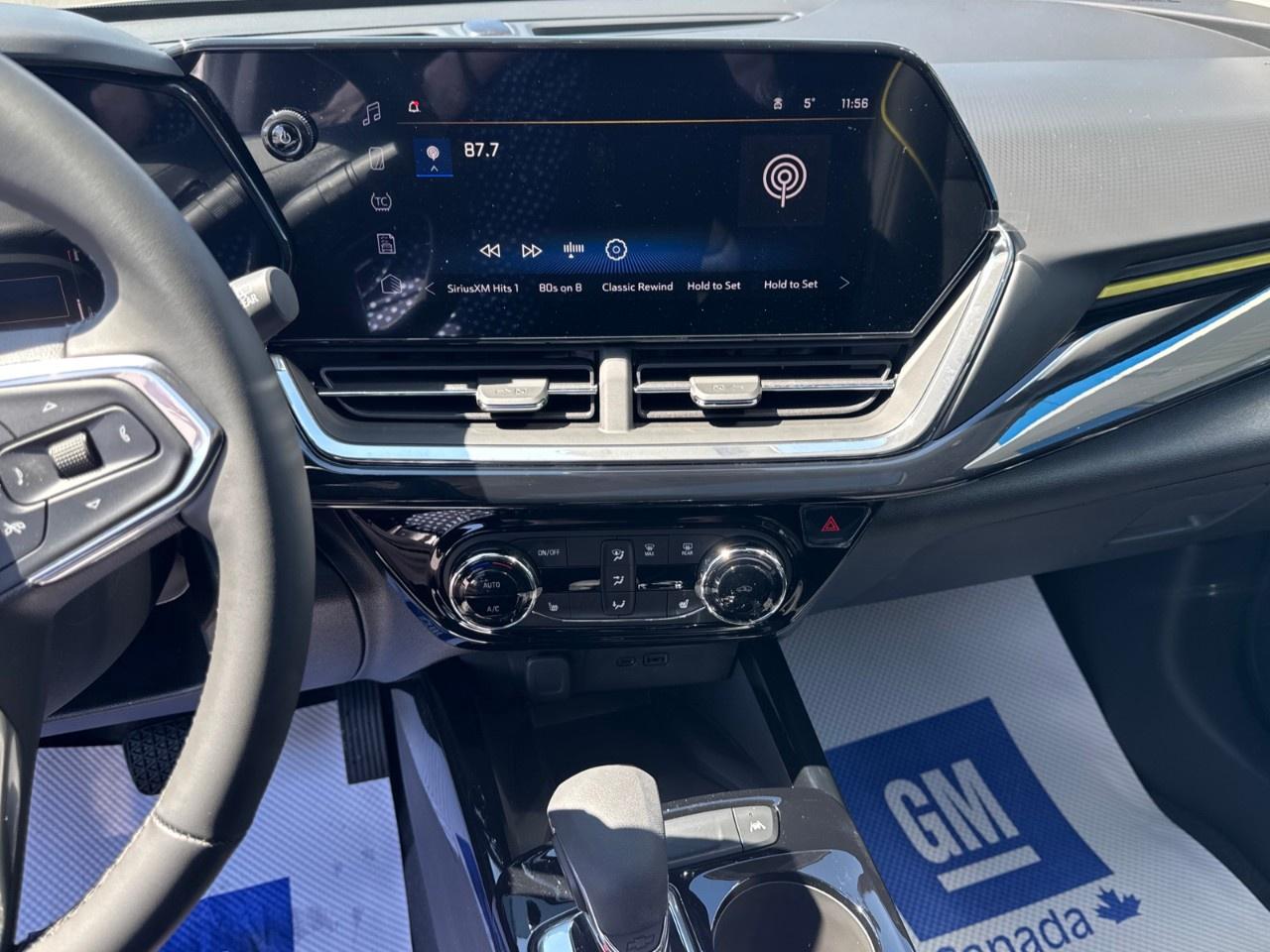 2025 Chevrolet Trax FWD 4dr ACTIV Photo