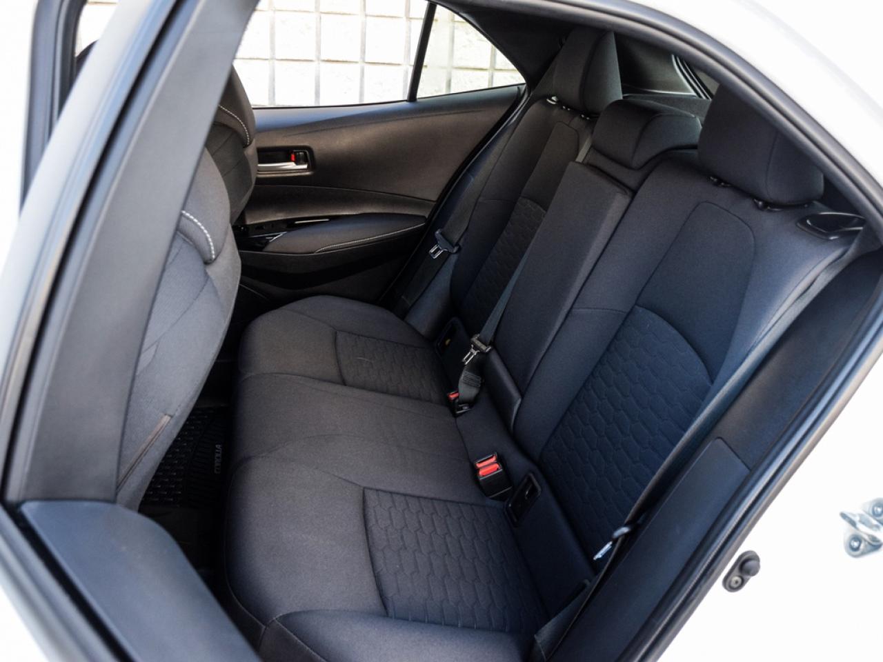 2022 Toyota Corolla Hatchback Base 5dr Photo