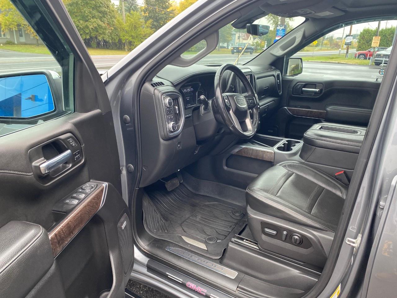 2022 GMC Sierra 1500 Limited Crew Cab Short Box 4-Wheel Drive Denali Photo