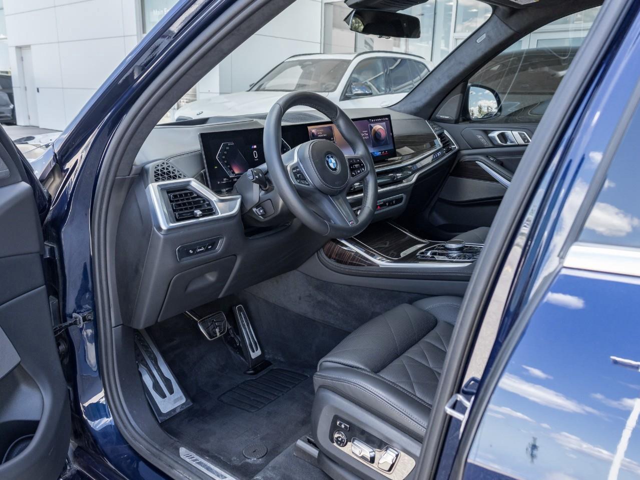 2024 BMW X7 xDrive40i 4dr All-Wheel Drive Sports Activity Vehicle Photo