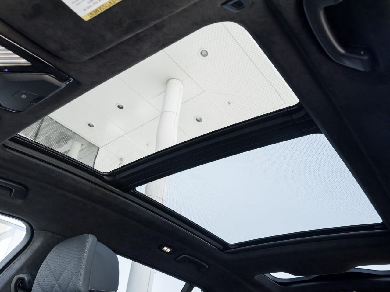 2024 BMW X7 xDrive40i 4dr All-Wheel Drive Sports Activity Vehicle Photo