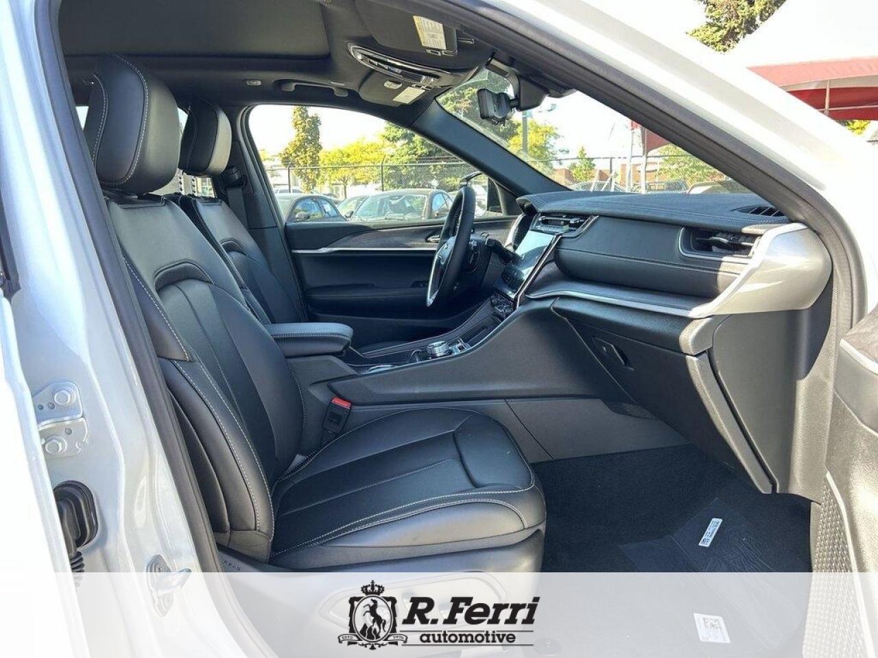 2025 Jeep Grand Cherokee Limited 4dr 4x4 Photo