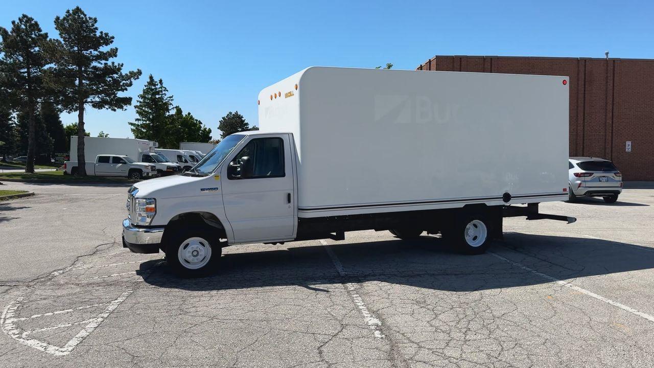 2019 Ford E-450  Photo