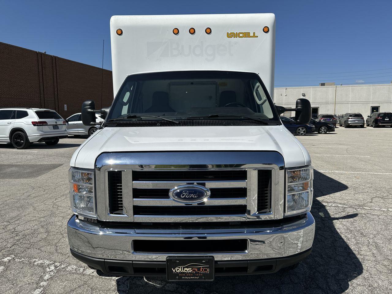 2019 Ford E-450  Photo