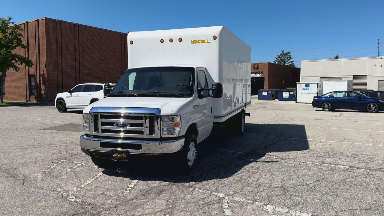 2019 Ford E-450  Photo