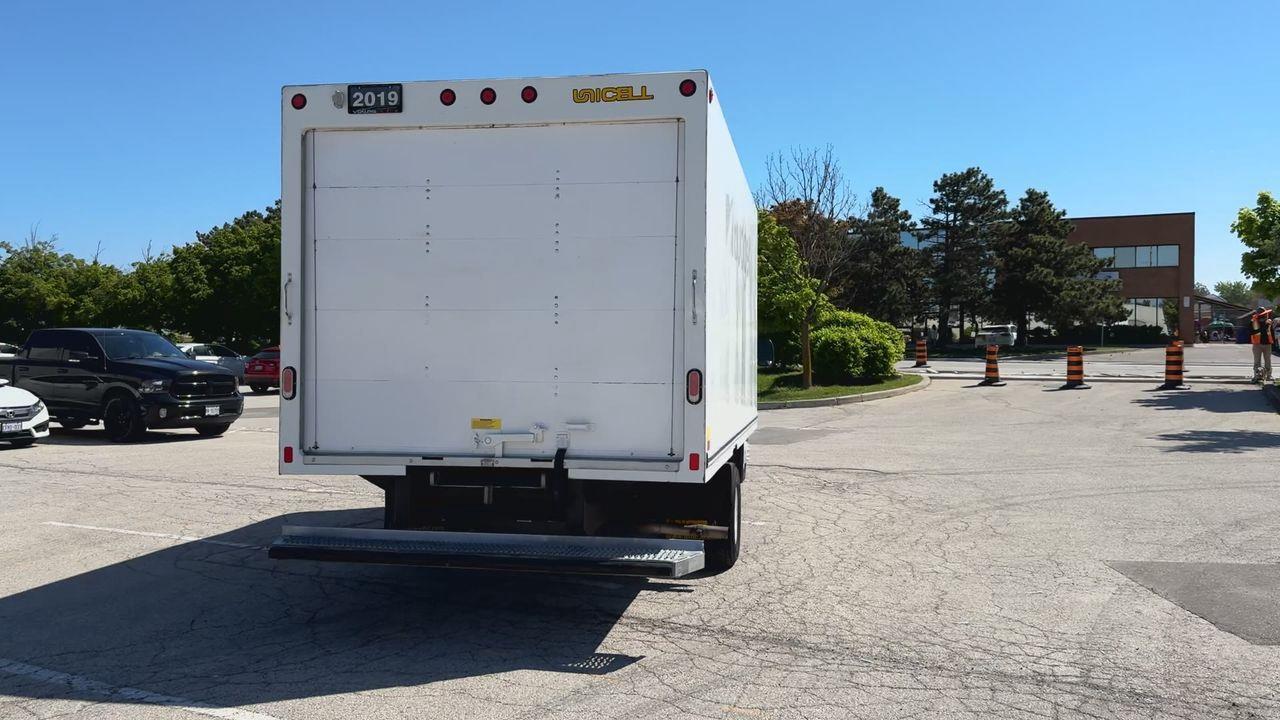 2019 Ford E-450  Photo