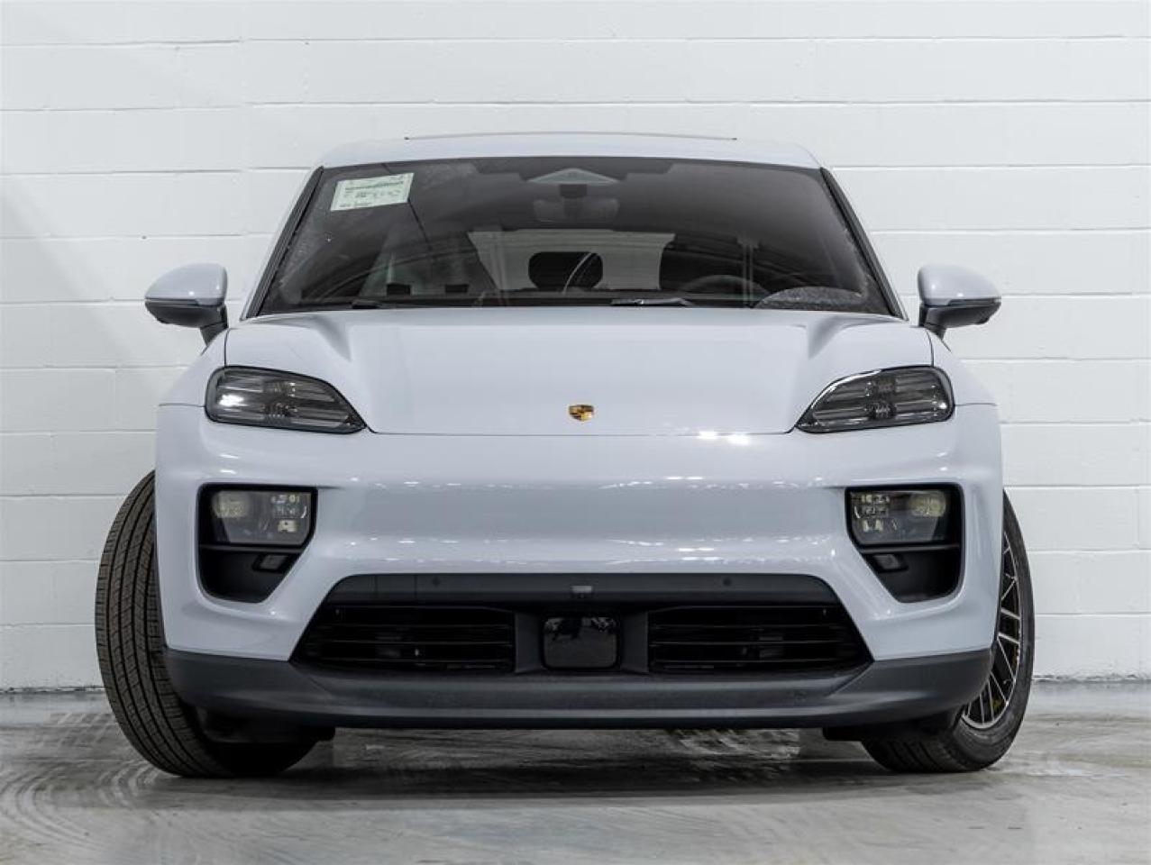 2025 Porsche Macan  Photo