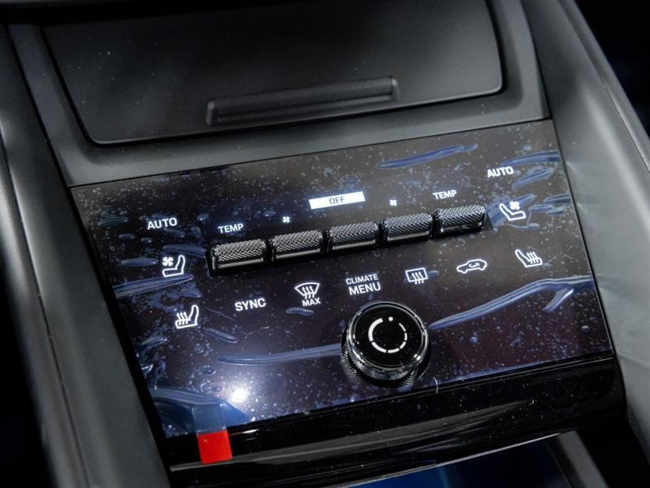 2025 Porsche Macan  Photo