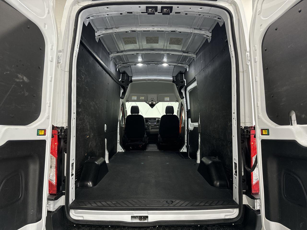 2023 Ford Transit  Photo