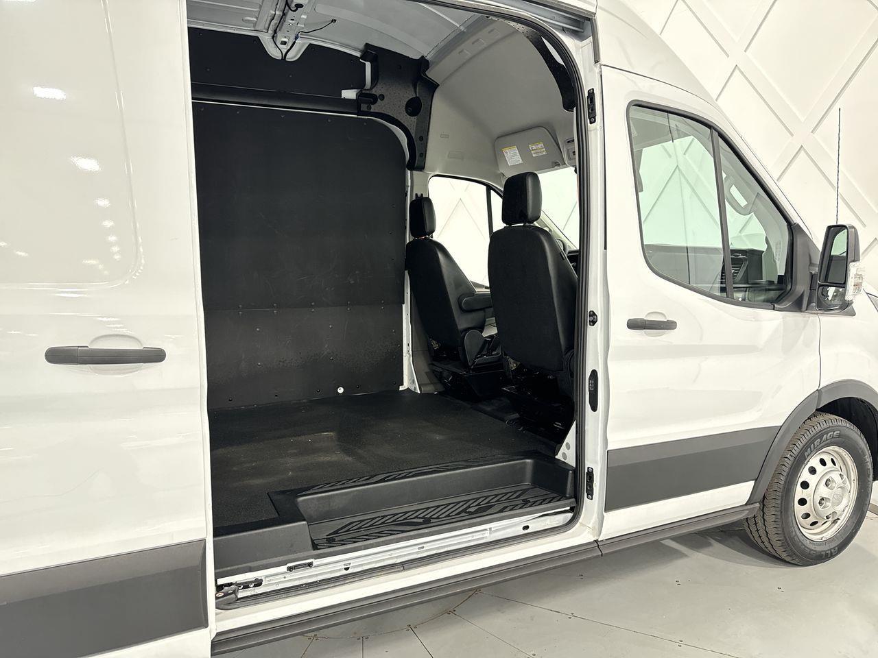 2023 Ford Transit  Photo