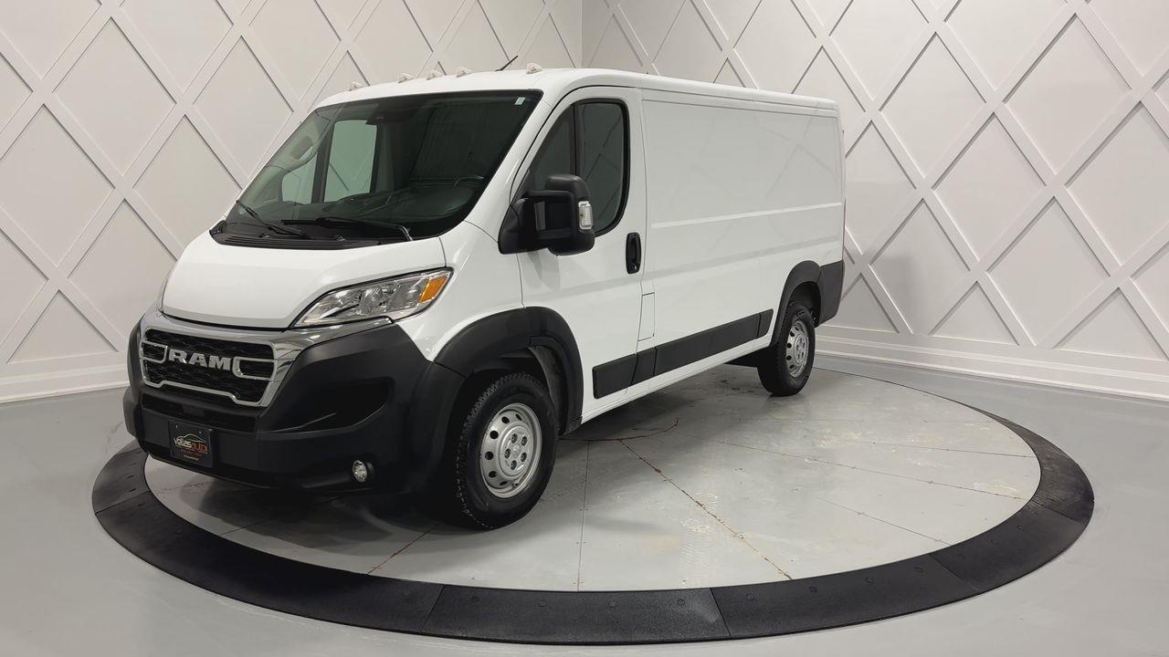 2023 RAM ProMaster 1500 Low Roof Cargo Van 136 in. WB Photo3