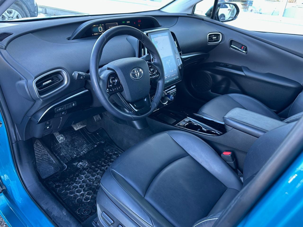 2020 Toyota Prius Prime Upgrade 5dr Hatchback Photo