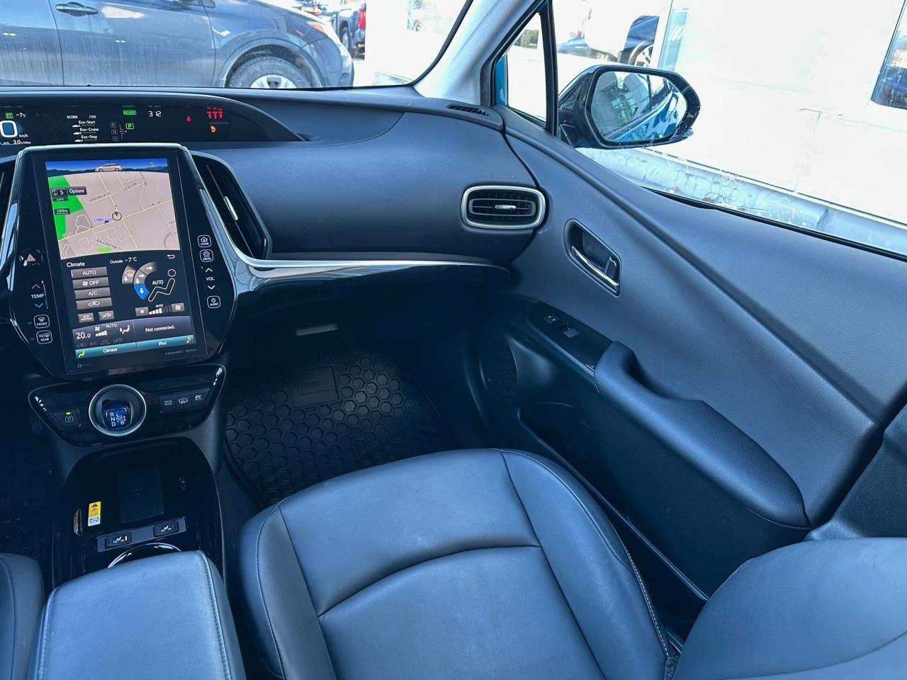 2020 Toyota Prius Prime Upgrade 5dr Hatchback Photo