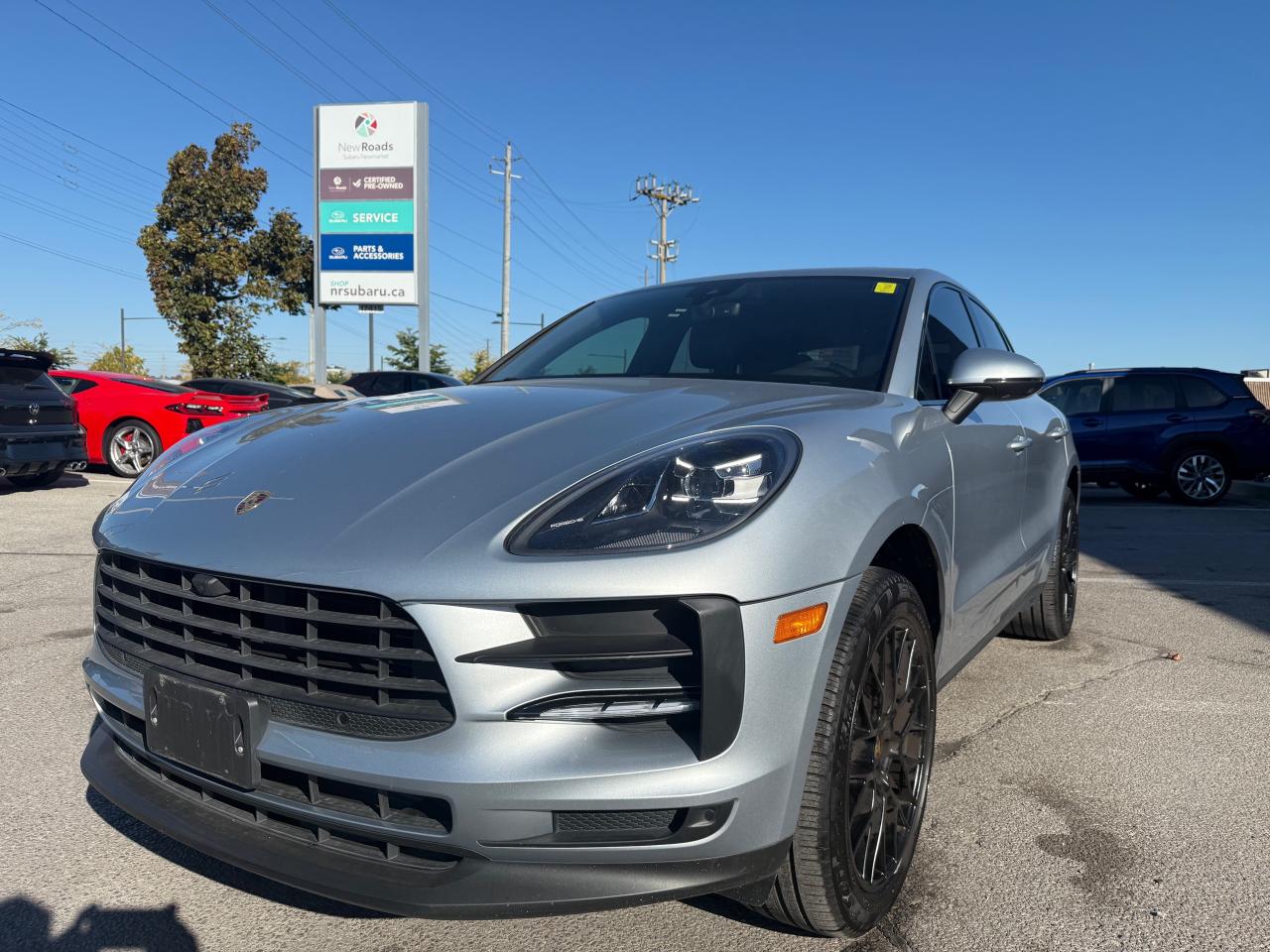 2020 Porsche Macan Base 4dr All-Wheel Drive Photo2