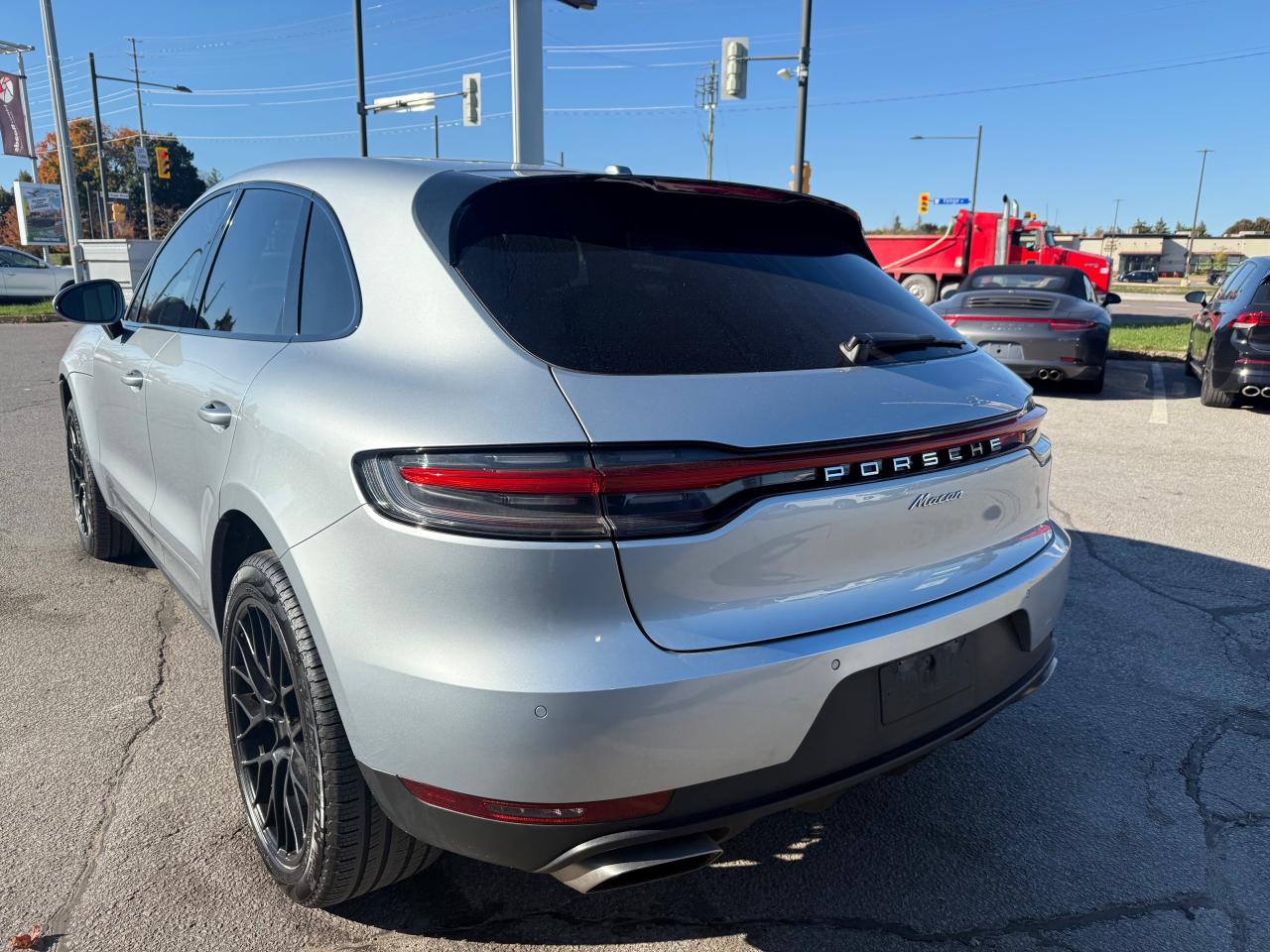2020 Porsche Macan Base 4dr All-Wheel Drive Photo