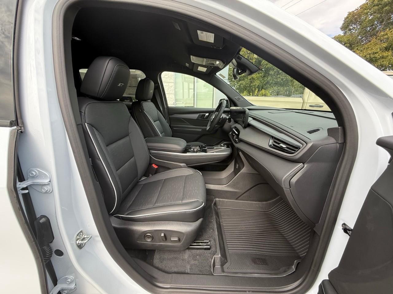 2026 Buick Enclave Sport Touring 4dr All-Wheel Drive Photo