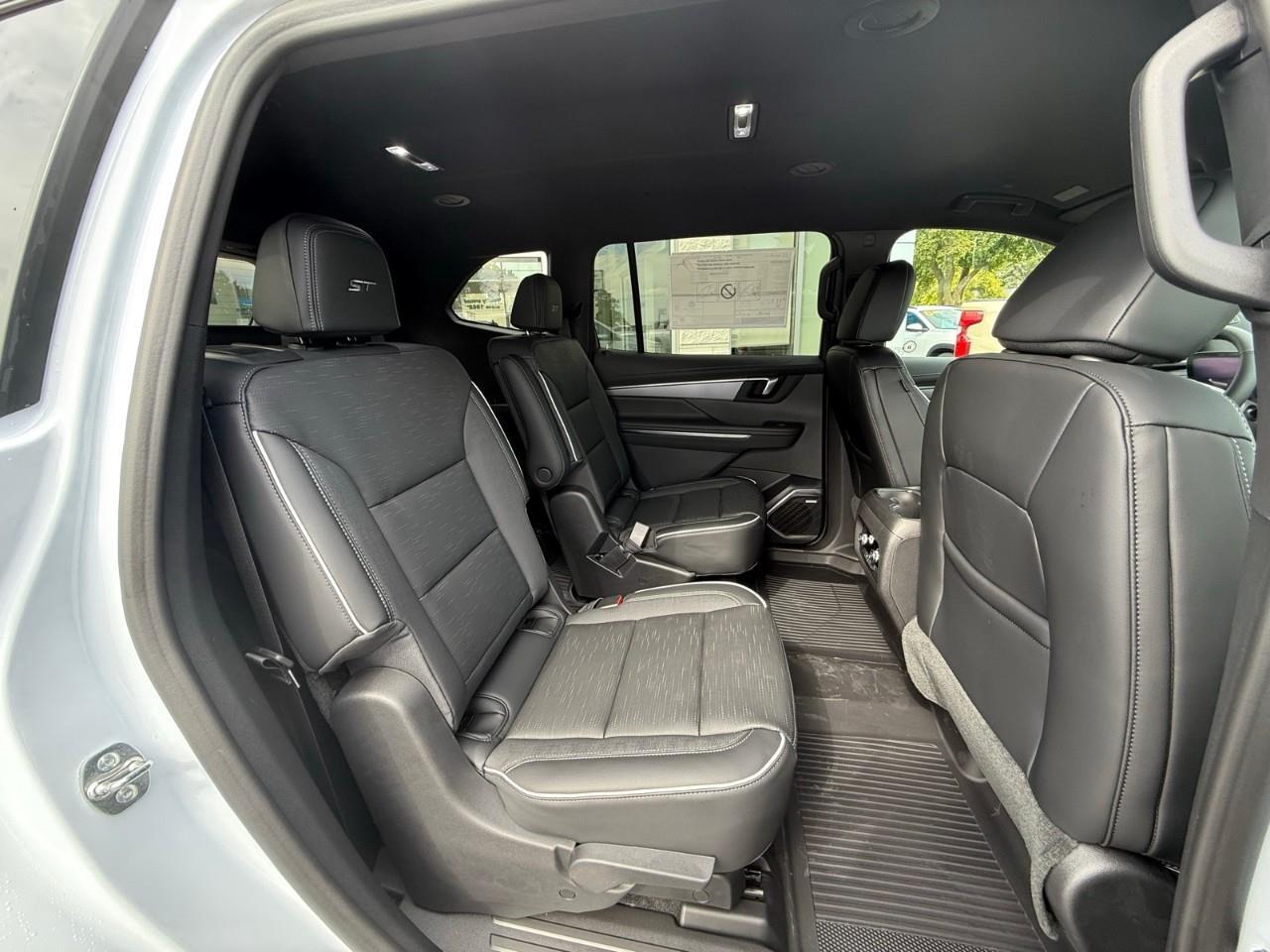 2026 Buick Enclave Sport Touring 4dr All-Wheel Drive Photo