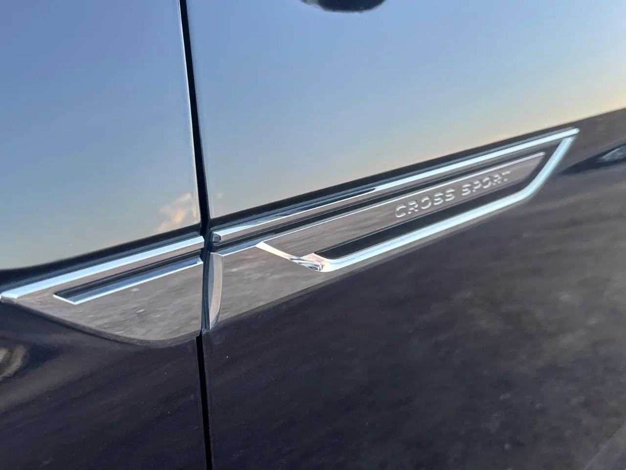 2020 Volkswagen Atlas Cross Sport 3.6 FSI Comfortline 4dr All-Wheel Drive 4MOTION Photo