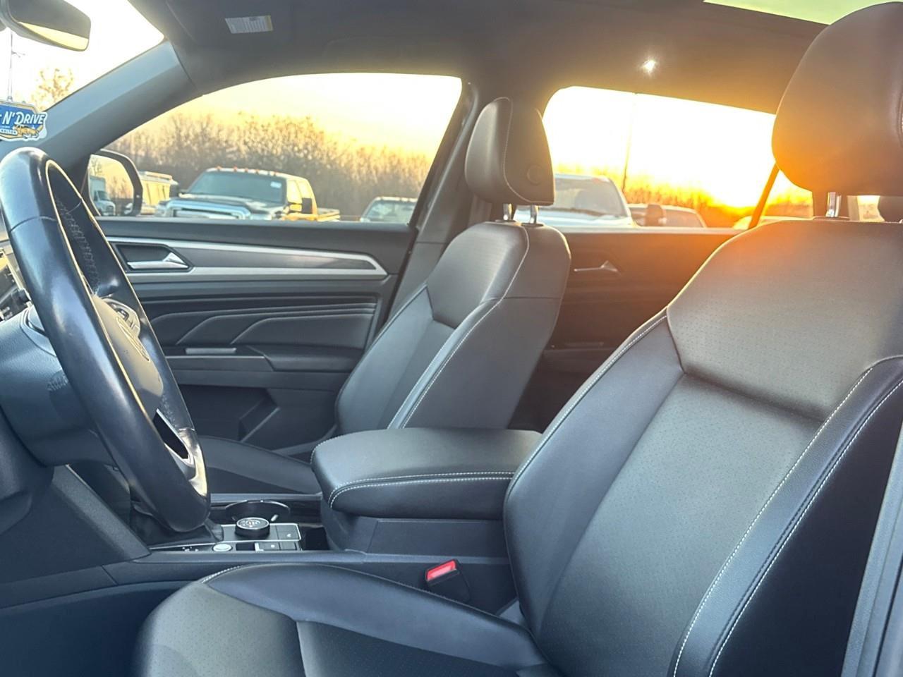 2020 Volkswagen Atlas Cross Sport 3.6 FSI Comfortline 4dr All-Wheel Drive 4MOTION Photo