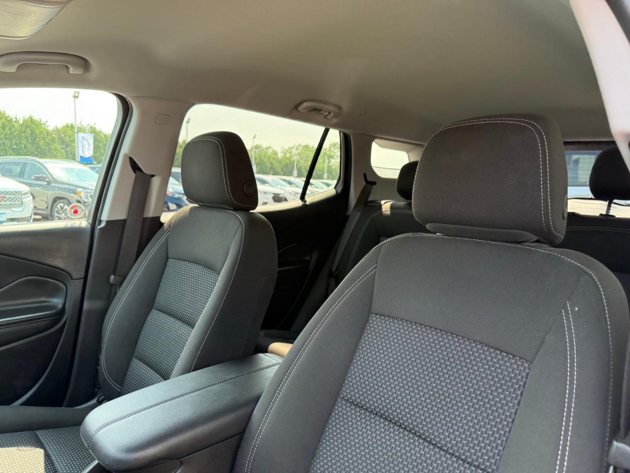 2024 GMC Terrain SLE 4dr All-Wheel Drive Photo