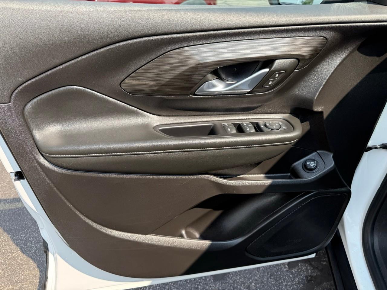 2024 GMC Terrain SLE 4dr All-Wheel Drive Photo