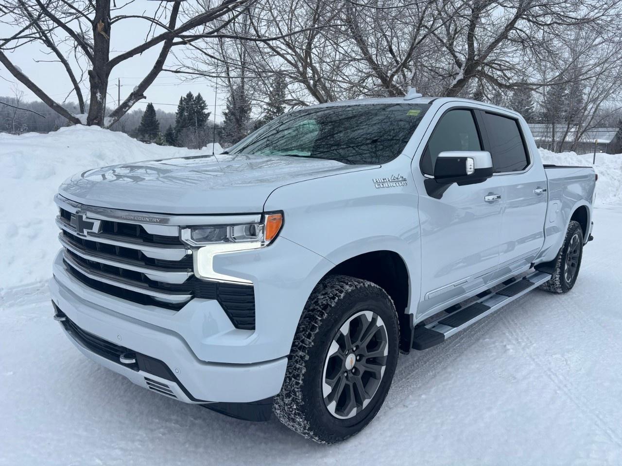 2026 Chevrolet Silverado 1500 Crew Cab Short Box 4-Wheel Drive High Country Photo0