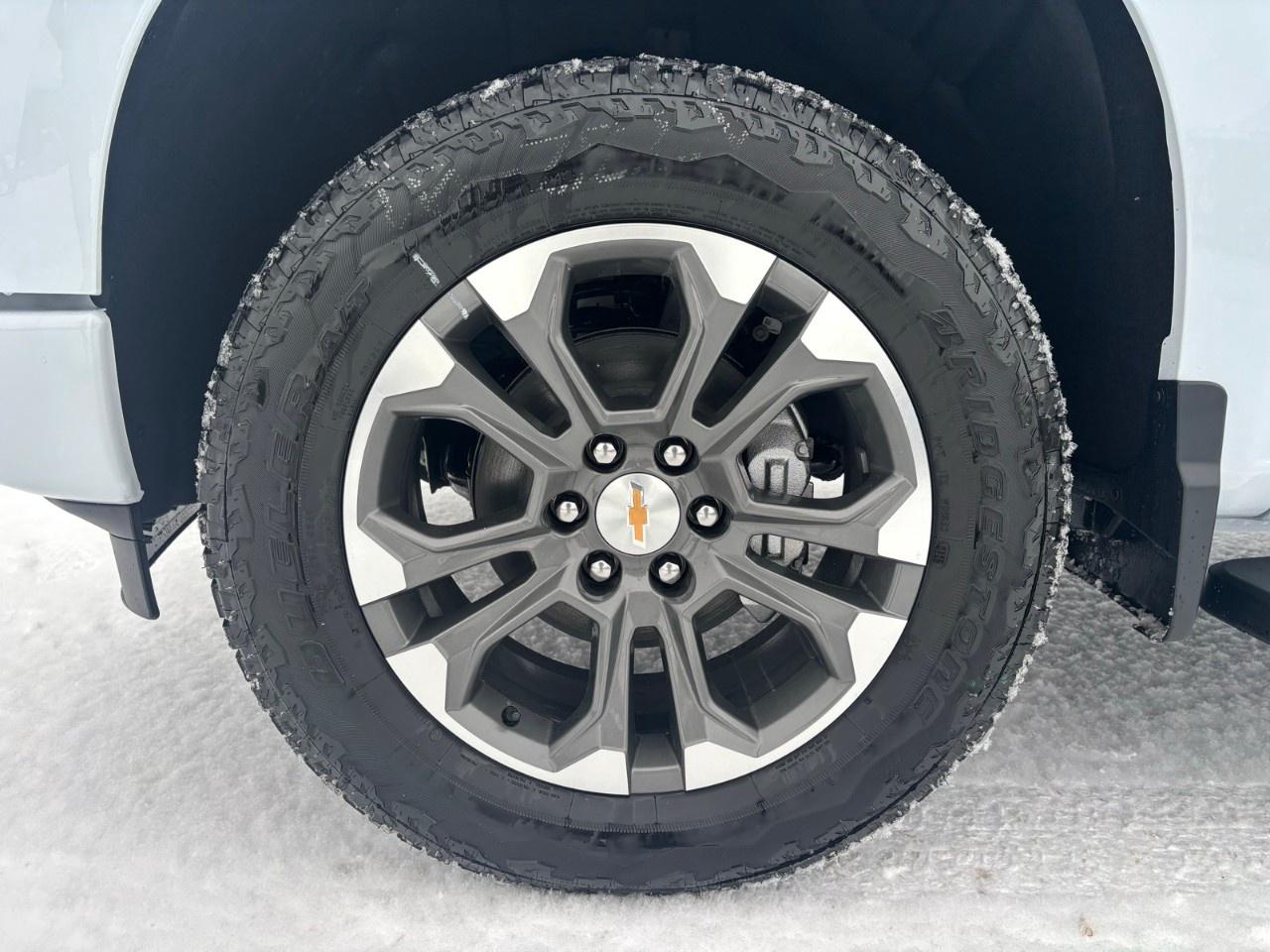 2026 Chevrolet Silverado 1500 Crew Cab Short Box 4-Wheel Drive High Country Photo