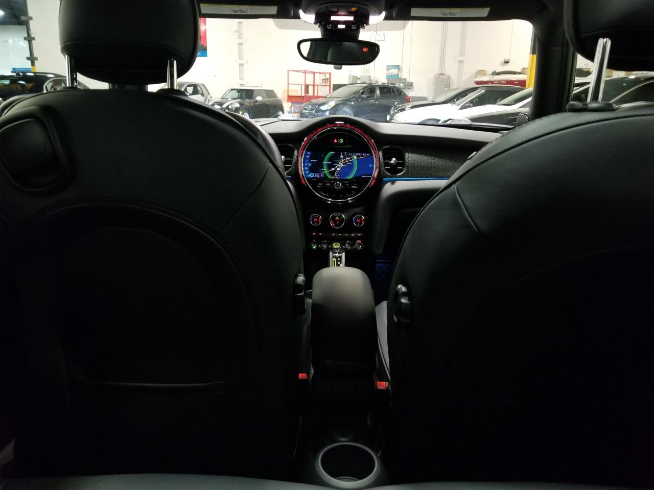 2022 MINI SE 3 Door Cooper Front-Wheel Drive Hatchback Photo