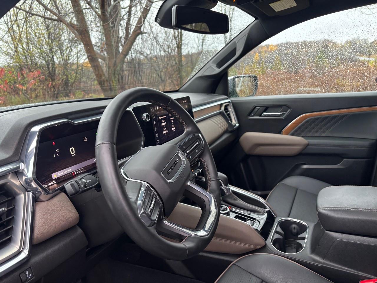 2023 GMC Canyon Crew Cab Short Box 4-Wheel Drive Denali Photo