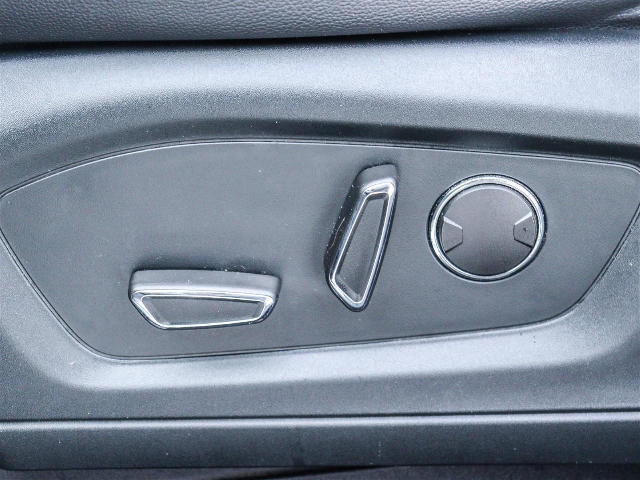 2020 Ford Explorer Limited 4dr 4x4 Photo