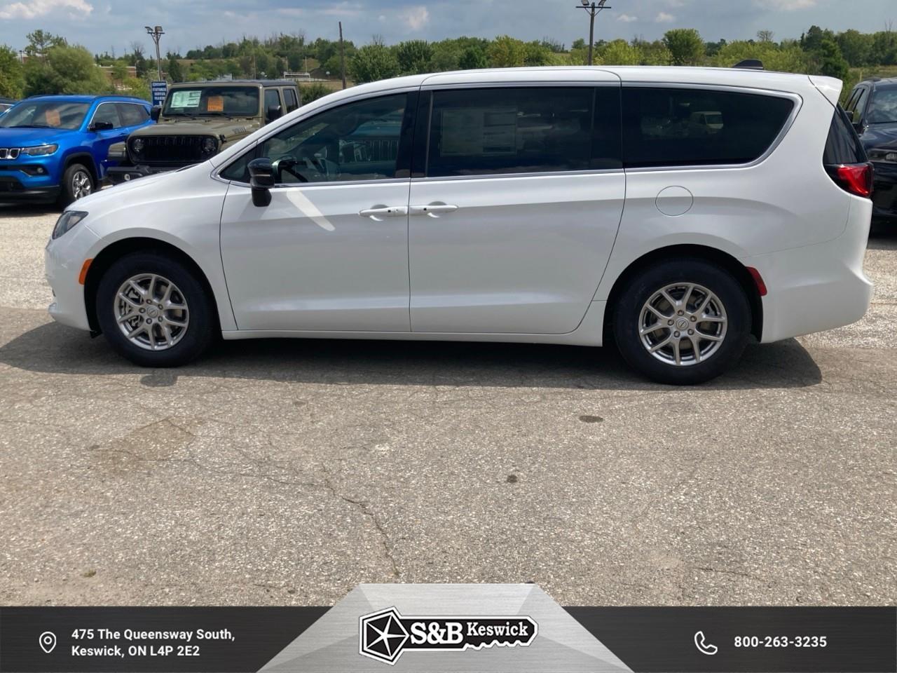 2026 Chrysler Grand Caravan SXT Front-Wheel Drive Passenger Van Photo