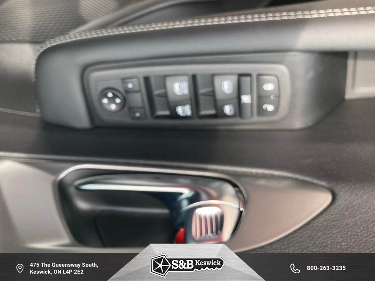 2026 Chrysler Grand Caravan SXT Front-Wheel Drive Passenger Van Photo