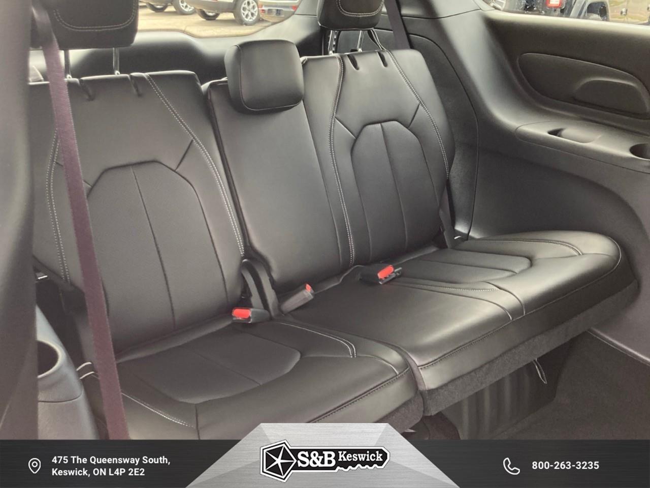 2026 Chrysler Grand Caravan SXT Front-Wheel Drive Passenger Van Photo