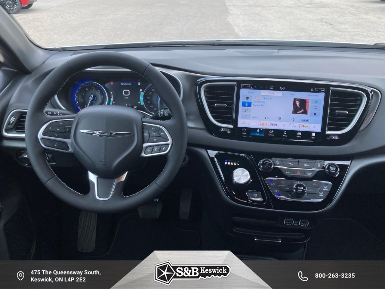 2026 Chrysler Grand Caravan SXT Front-Wheel Drive Passenger Van Photo