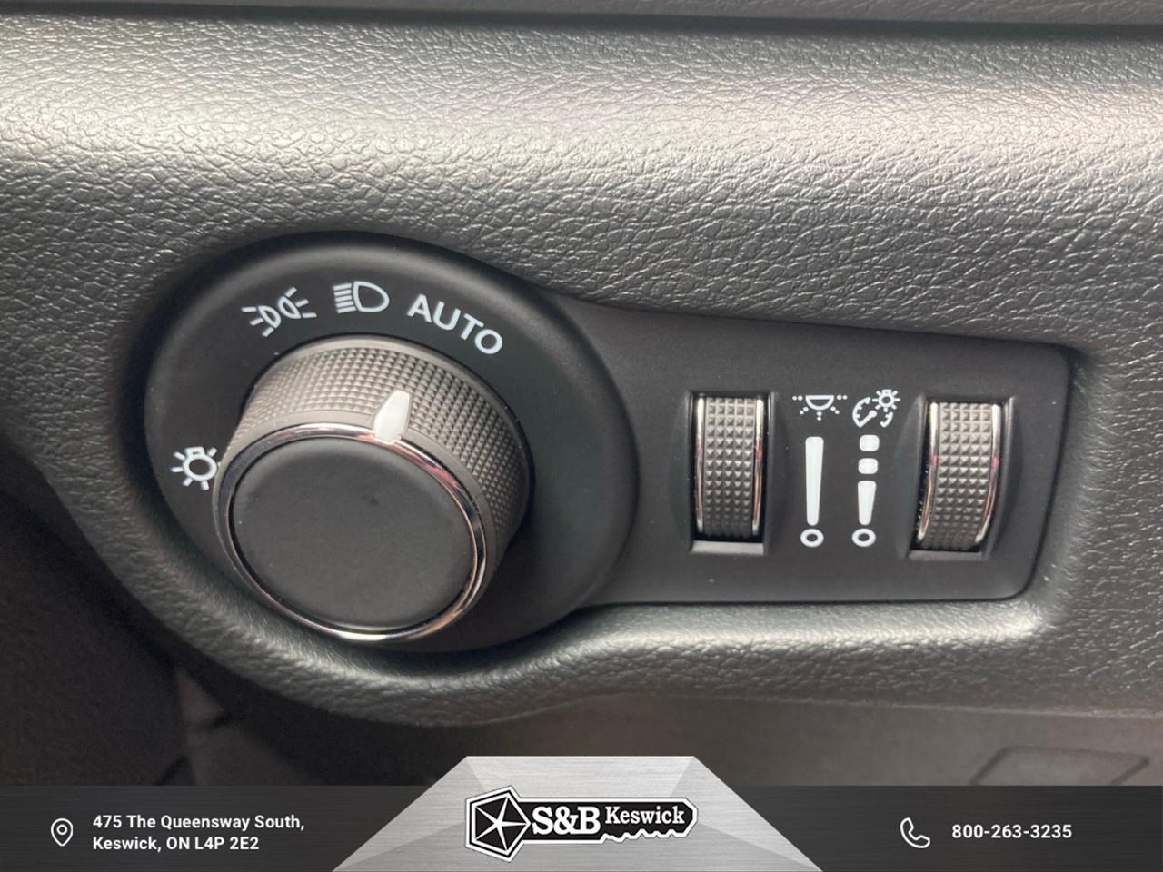 2026 Chrysler Grand Caravan SXT Front-Wheel Drive Passenger Van Photo