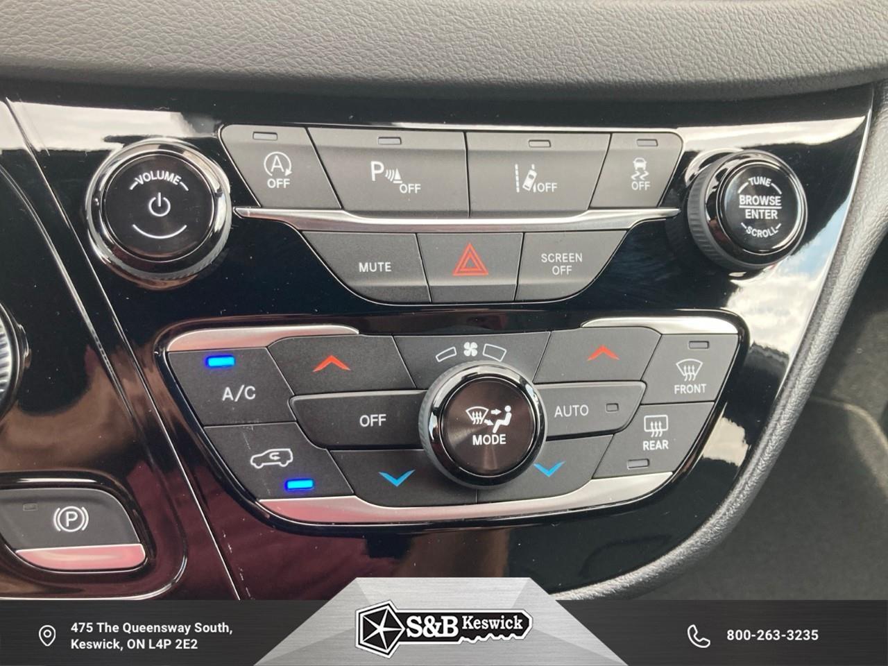 2026 Chrysler Grand Caravan SXT Front-Wheel Drive Passenger Van Photo