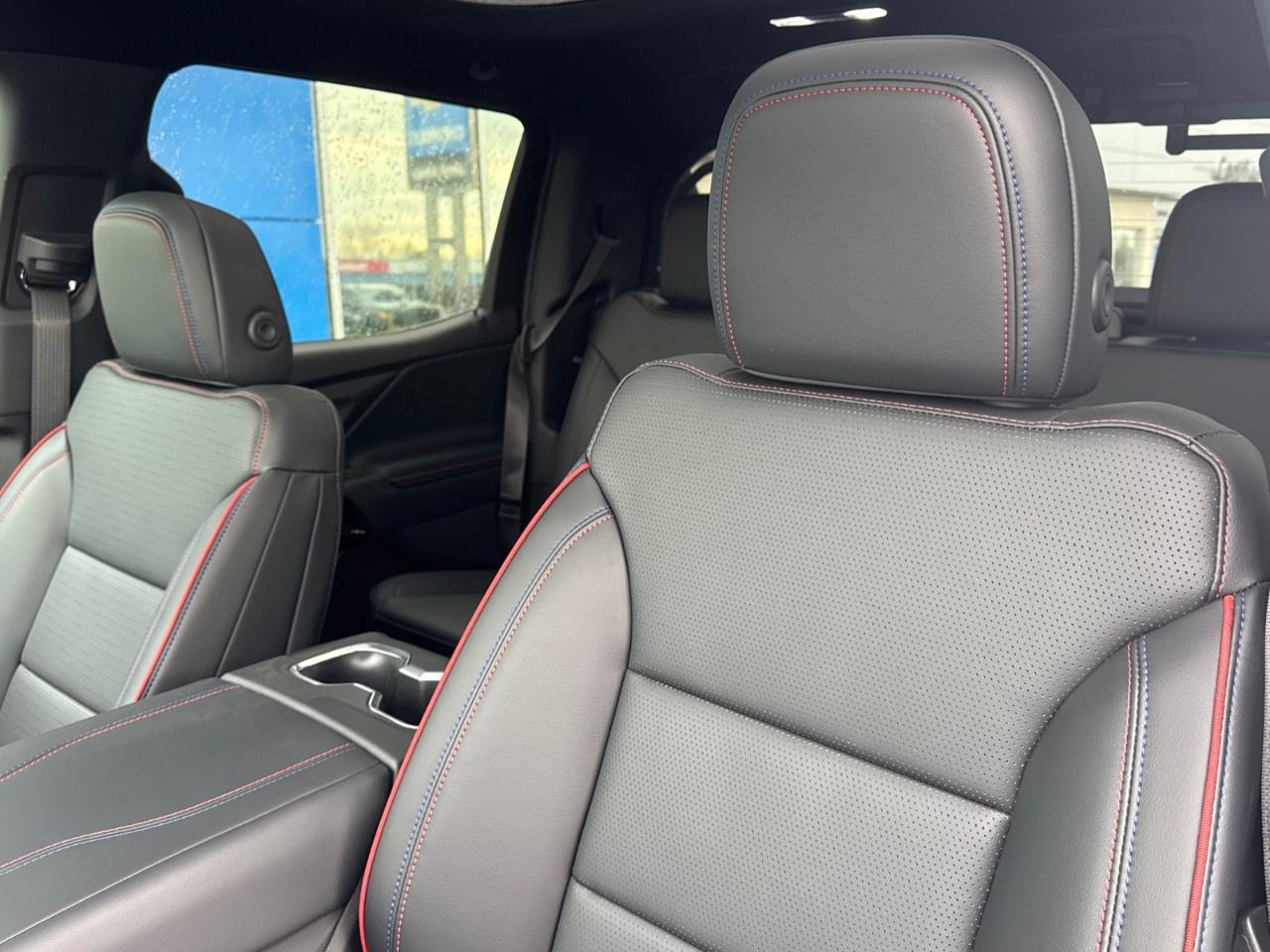 2025 Chevrolet Silverado EV e4WD Crew Cab Extended Range RST Photo